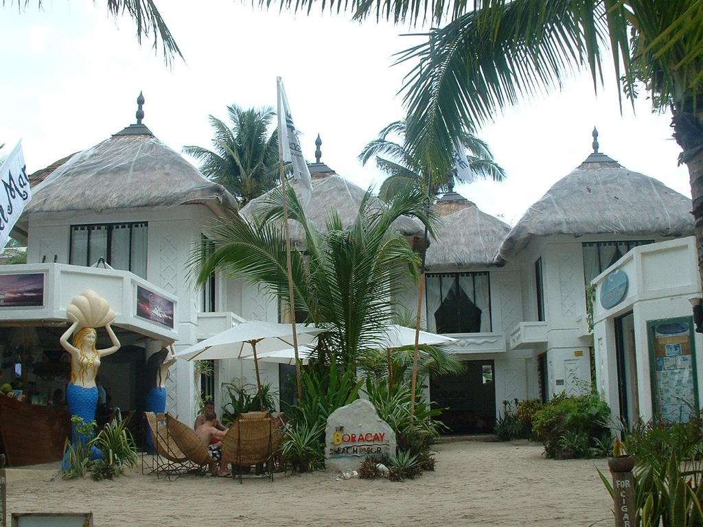Cottage queen boracay
