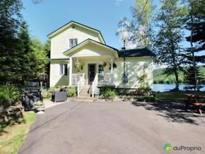 Chalet lac henault
