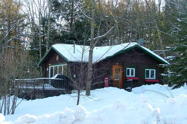 Cottage country traduction
