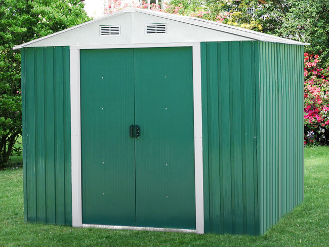 Cabane de jardin en tole
