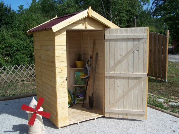 Cabane outils jardin
