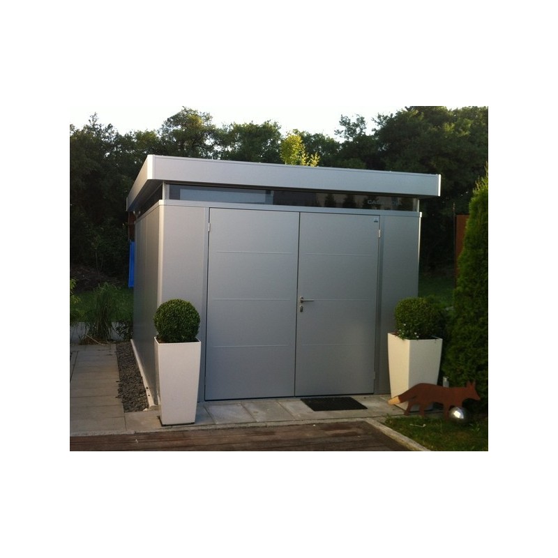 Abris de jardin isolé
