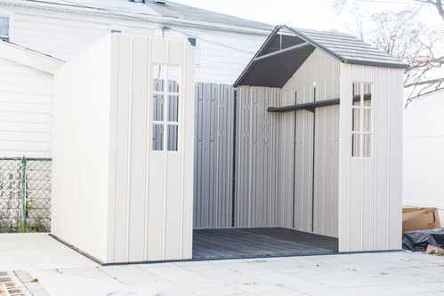 Abri jardin metal avec fenetre

