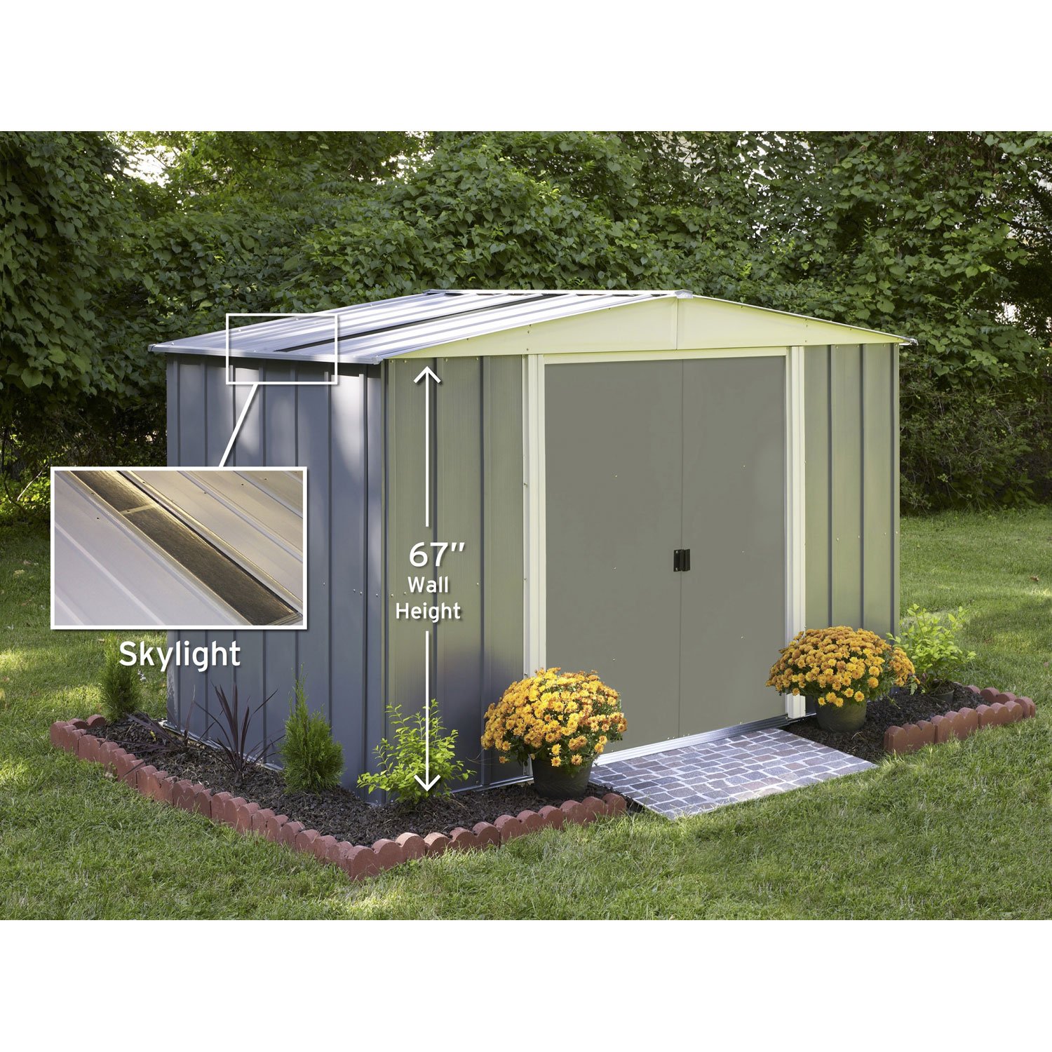 Fixer un abri de jardin en metal
