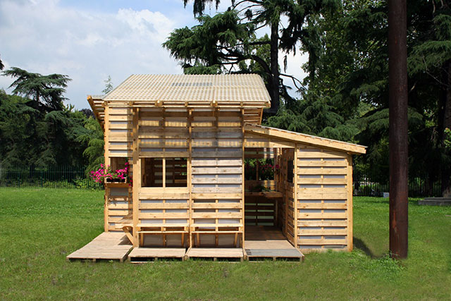 Construire sa cabane de jardin en palette
