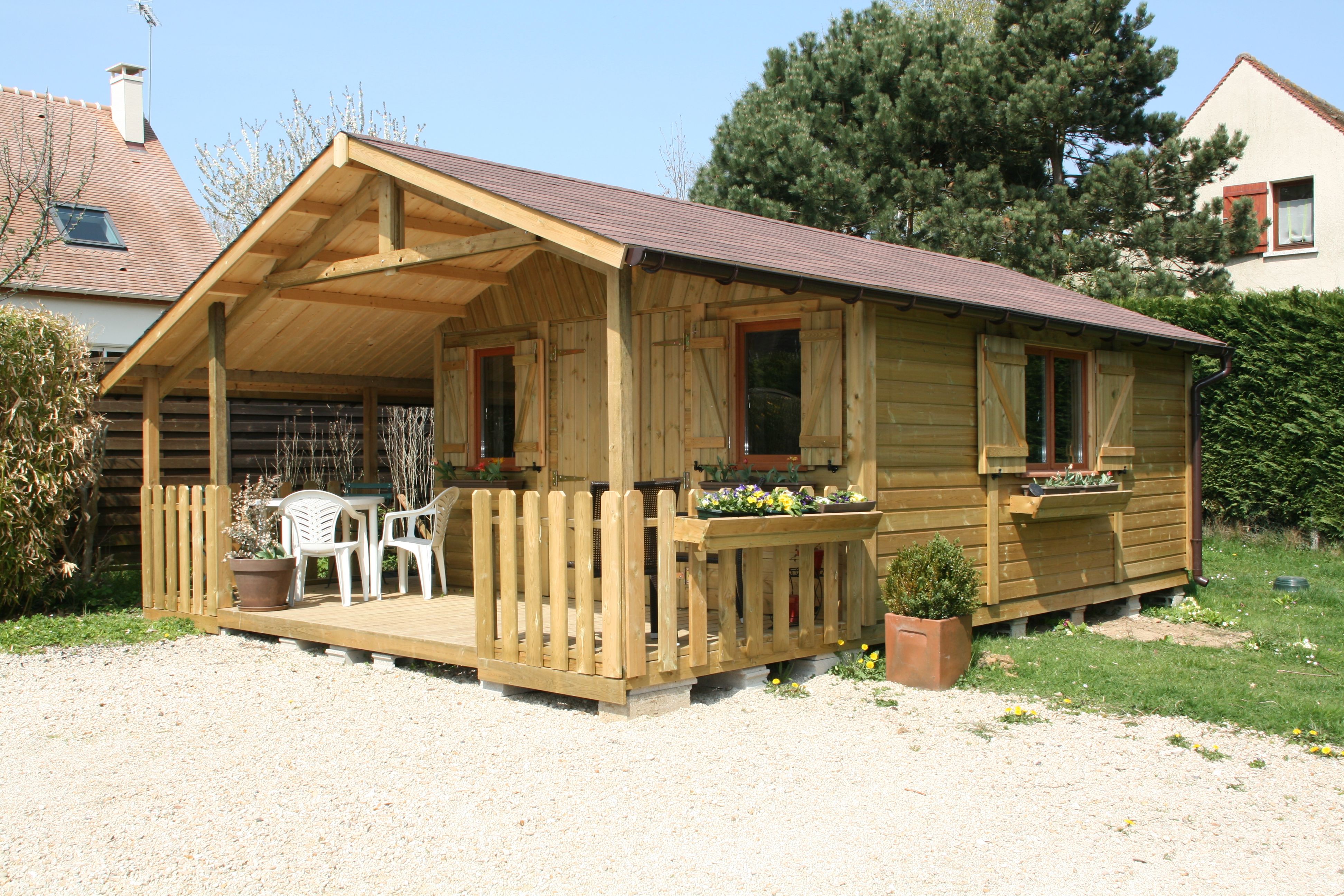 Abri de jardin en bois suisse
