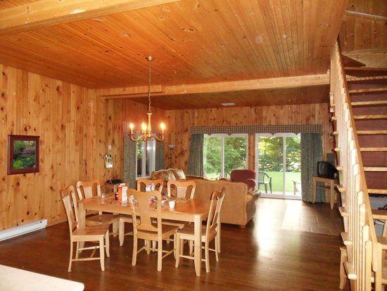 Chalet du lac a l'eau clair