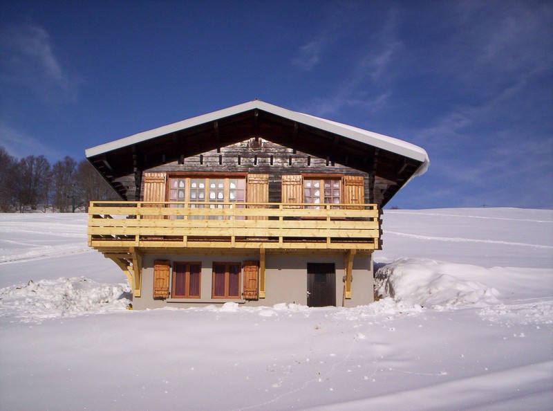 Chalet bois jura lajoux