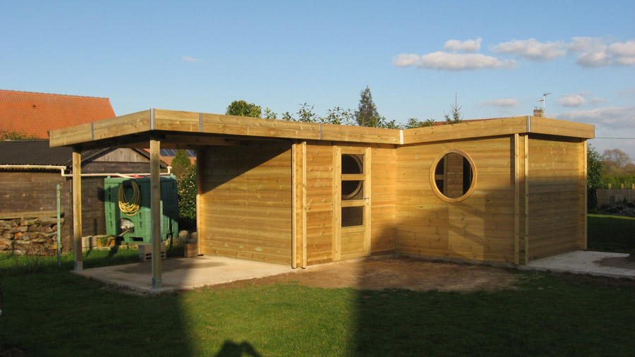 Chalet de jardin en bois moderne
