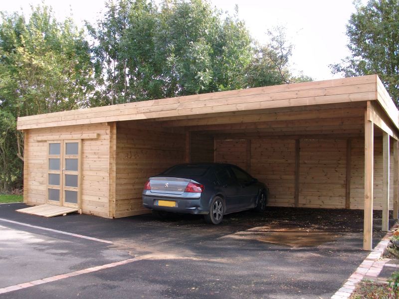 Chalet de jardin avec carport