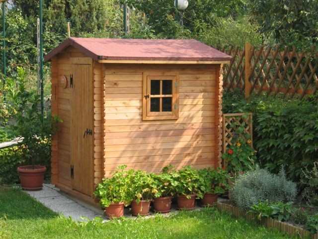 Maison jardin bois
