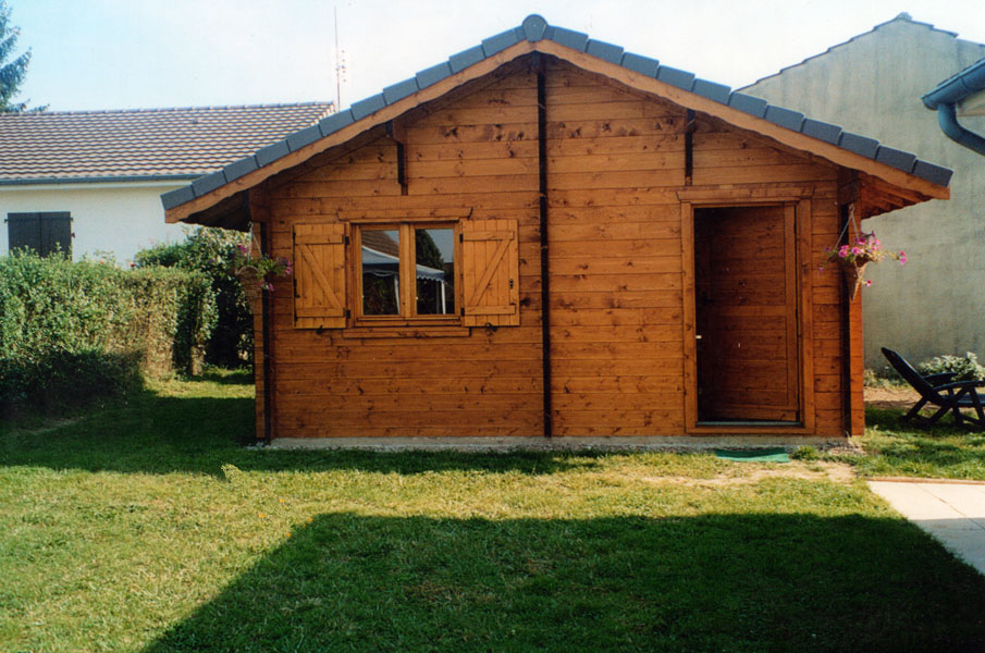 Fabricant abri de jardin en bois dans les vosges
