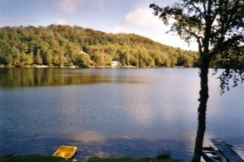 Chalet lac oval
