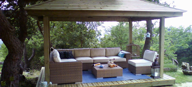 Pavillon de jardin en bois
