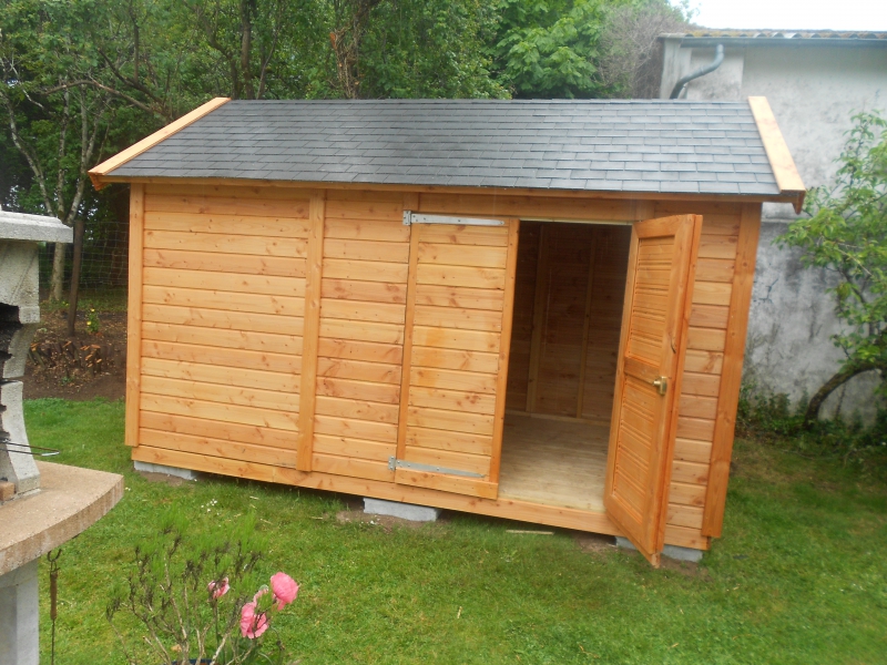 Abri jardin pvc sur mesure
