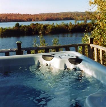 Cottage uk hot tub
