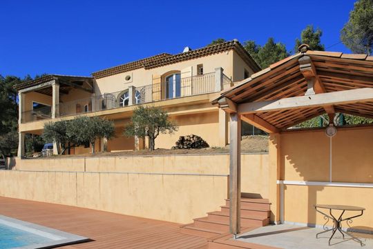 Chalet-montagne référence 13590
