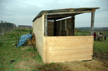 Abri jardin fait maison
