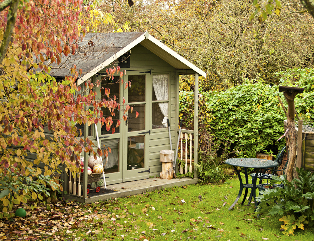 Cabane de jardin hiver
