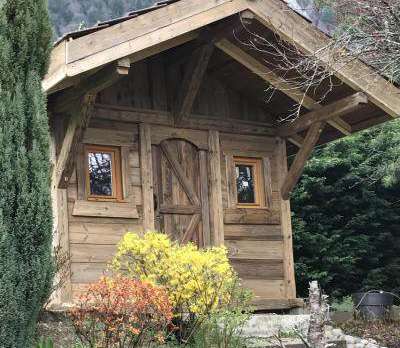 Abri jardin vieux bois
