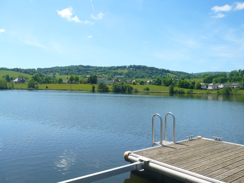 Lac de menet chalet