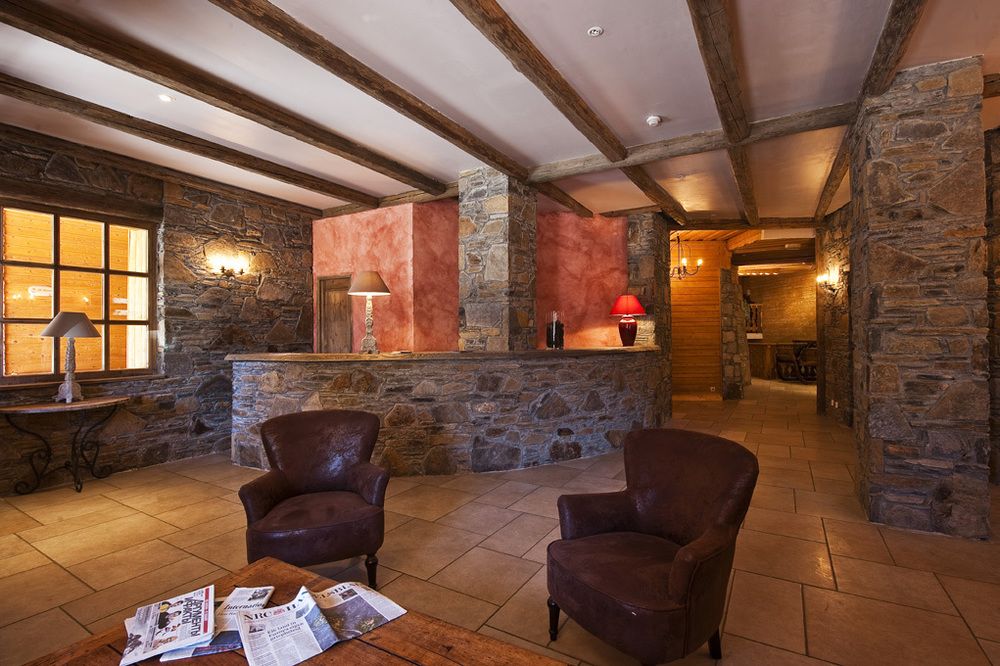 Chalet val 2400
