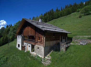 Chalet bois a vendre sur manigod
