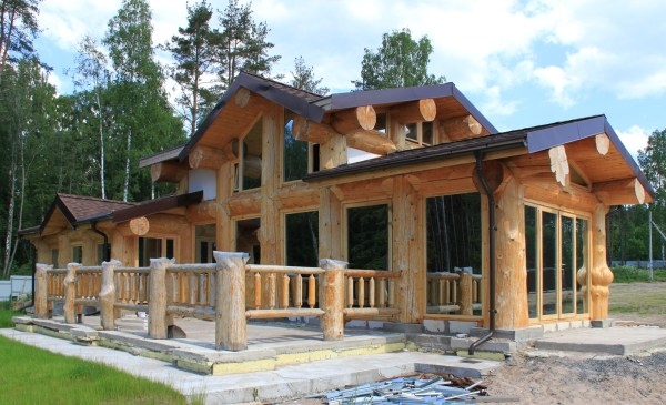 Constructeur de chalet en rondin
