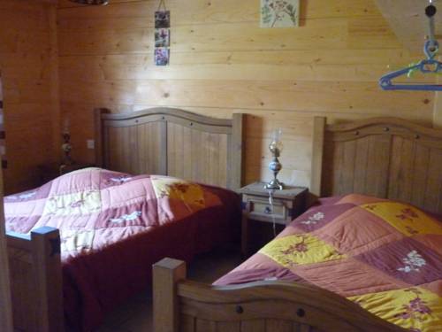 Le chalet du roc 48600