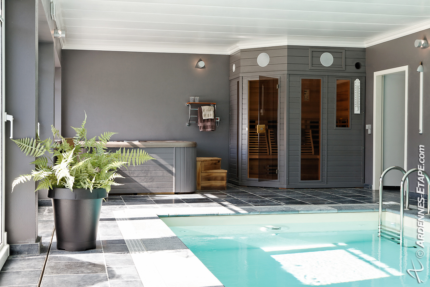 Location chalet ardennes belges avec piscine