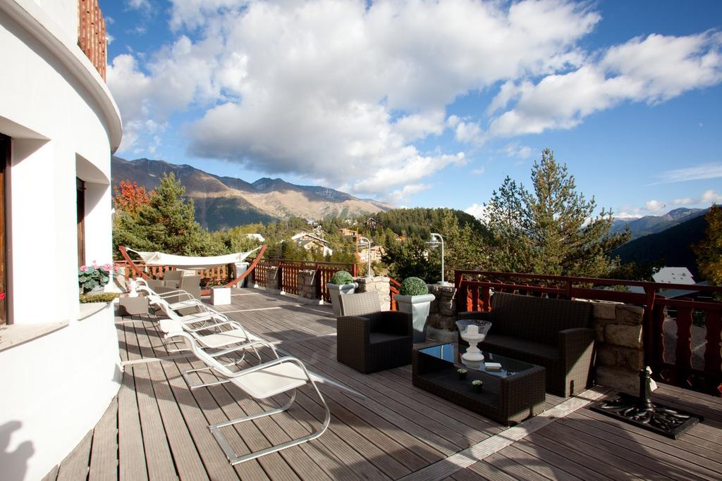 Auron chalet location