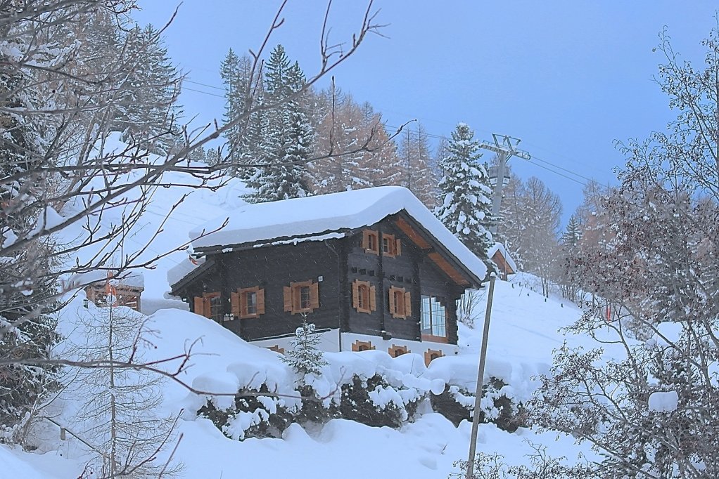 Chalet piste