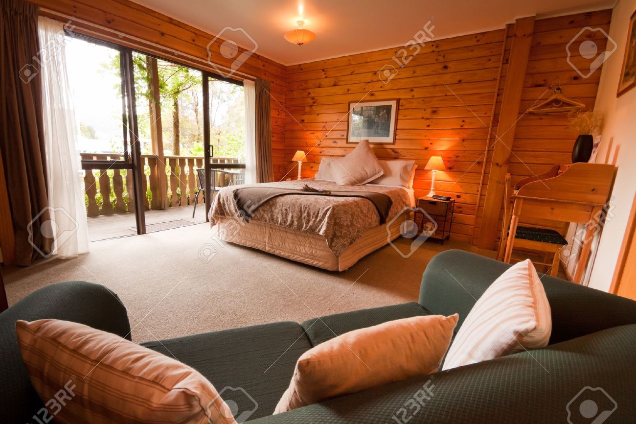 Chalet en bois interieur chambre