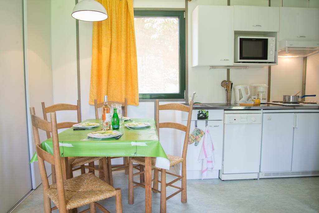 Chalet de booz saint germain du teil