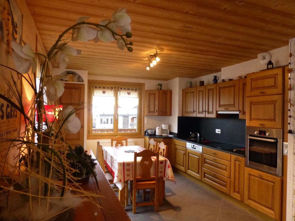 Chalet bouton d or