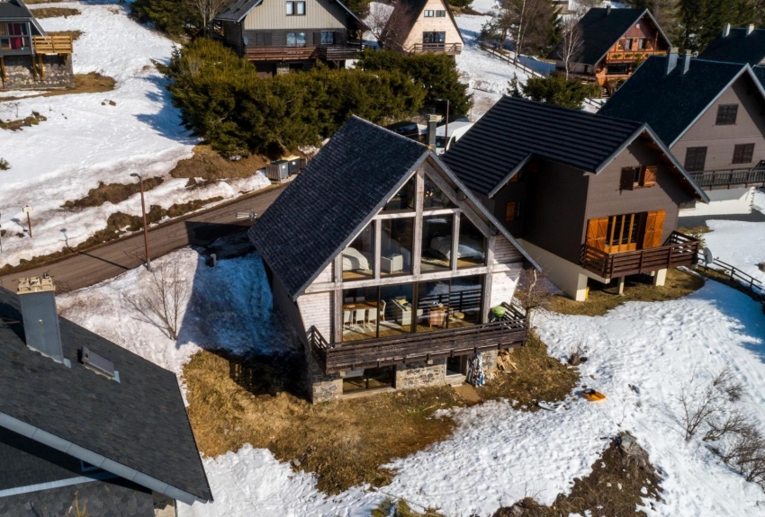 Location chalet 12 personnes super besse