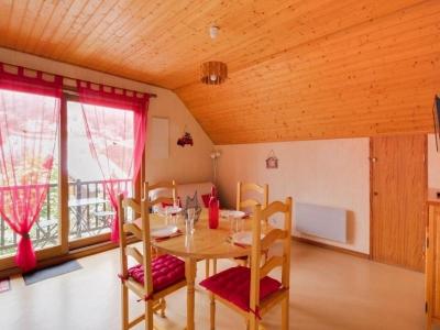 Meuble style chalet savoyard