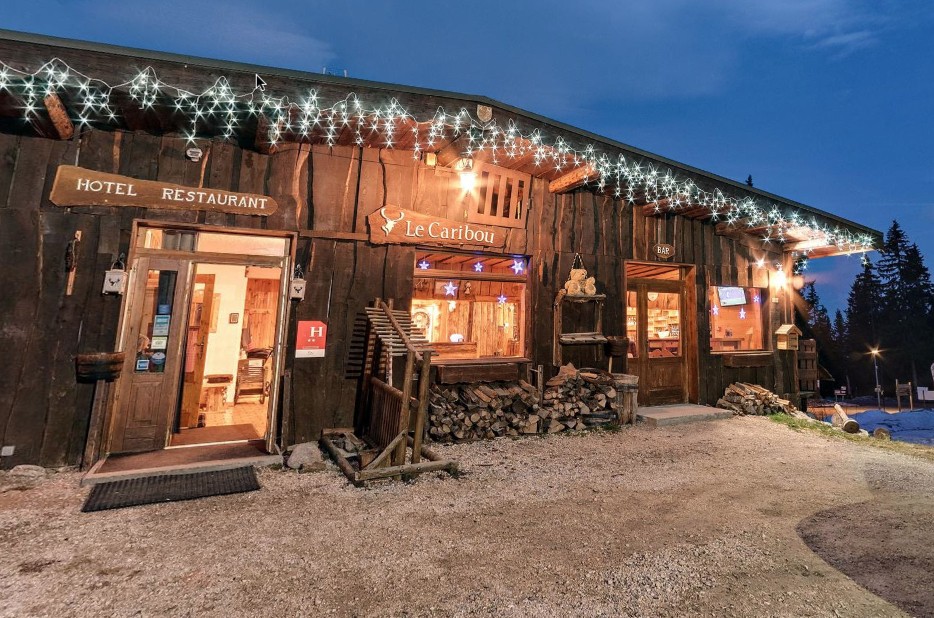 Hotel chalet le caribou les saisies