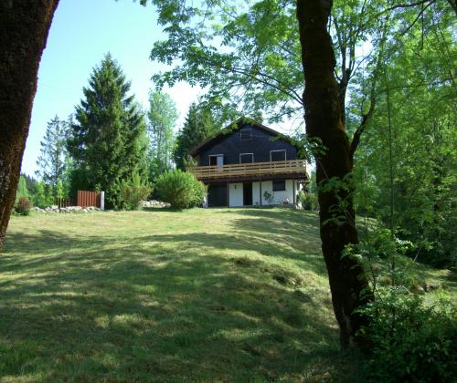 Chalet a louer jura suisse
