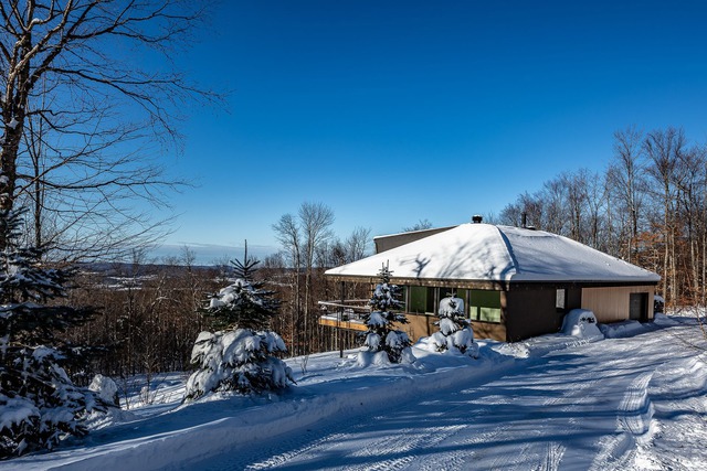 Sutton chalet a vendre
