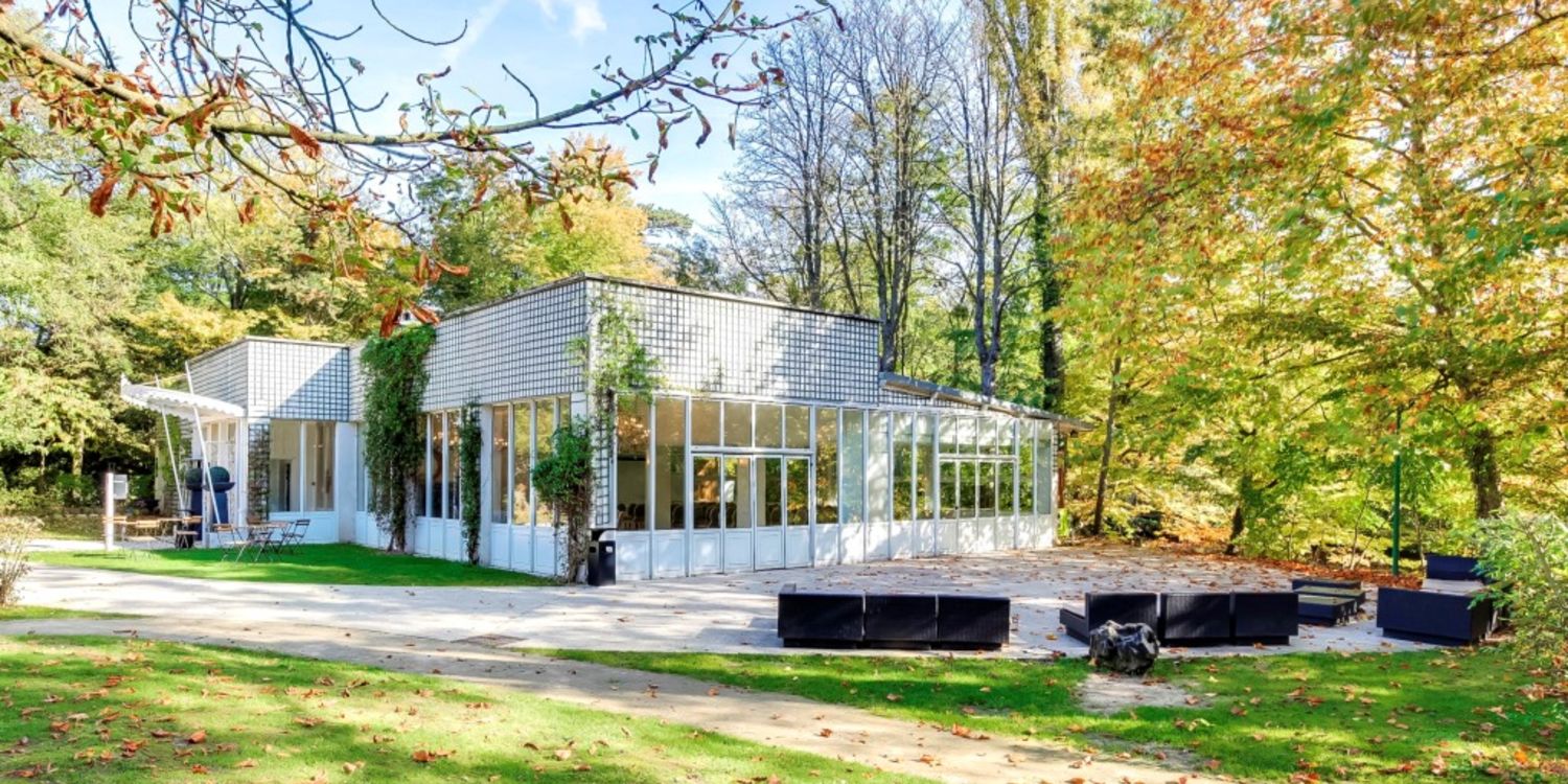 Chalet porte jaune vincennes