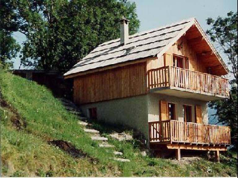 Petit chalet en montagne