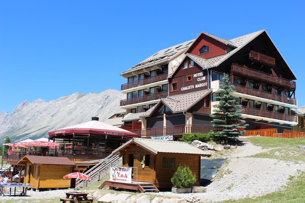 Hôtel club chalet margot superdevoluy station 05250 st etienne en devoluy