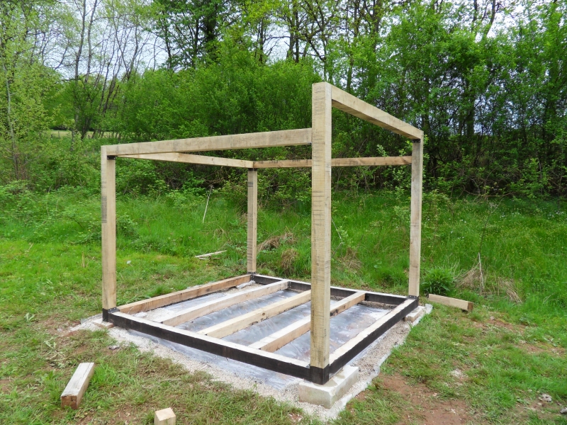 Construire chalet de jardin