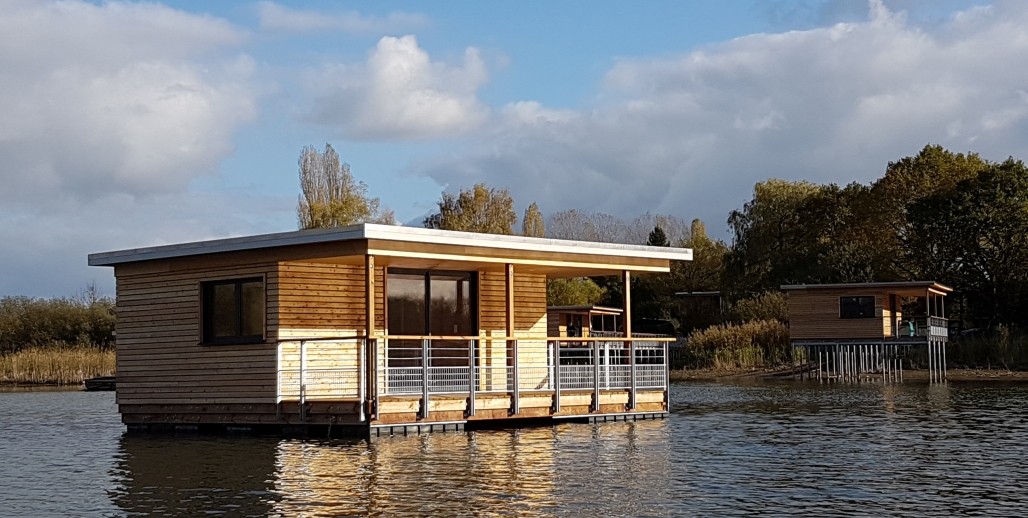 Langatte chalet sur l'eau