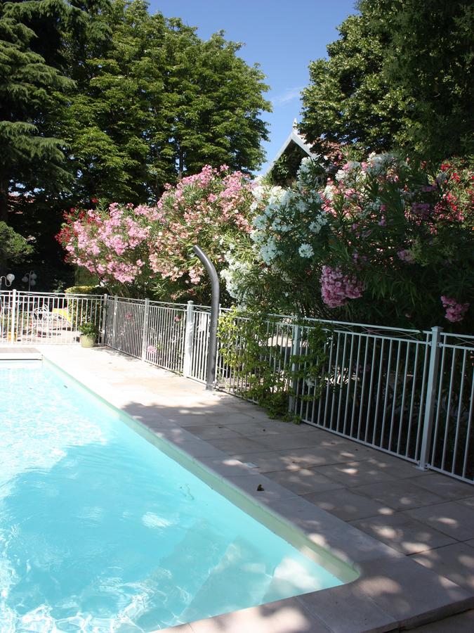 Hotel chalet fleuri st remy provence