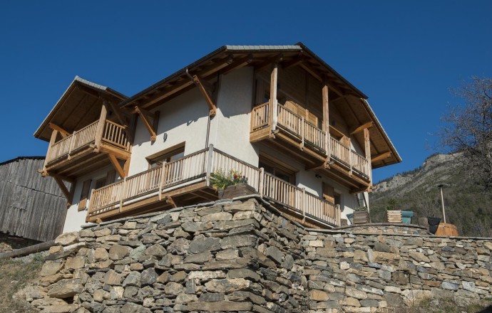 Location chalet embrun hautes-alpes