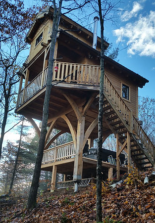 Chalet suspendu
