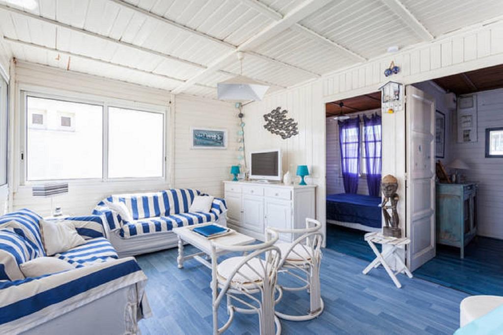 Location a l'annee chalet gruissan