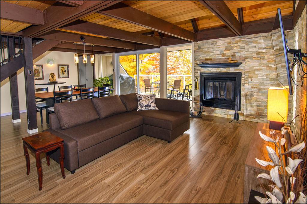 Mont sainte anne chalet